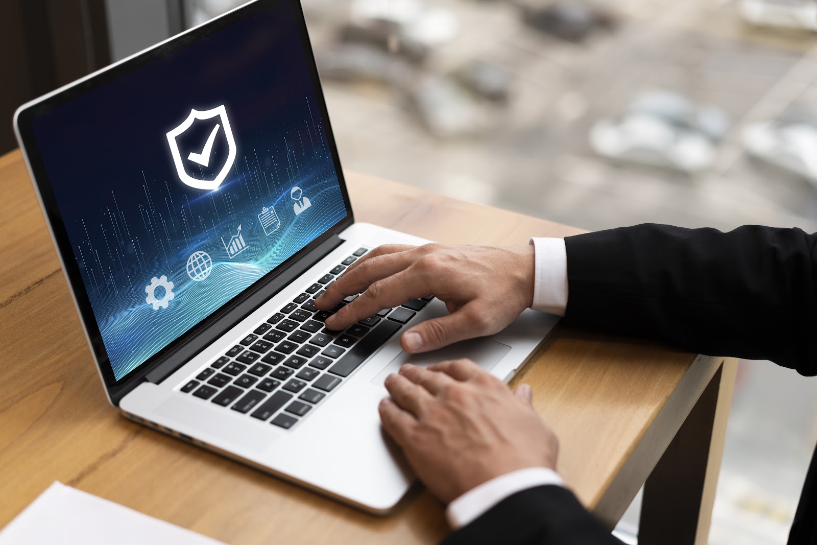 ¿Cómo mantener tu sitio web actualizado y seguro?